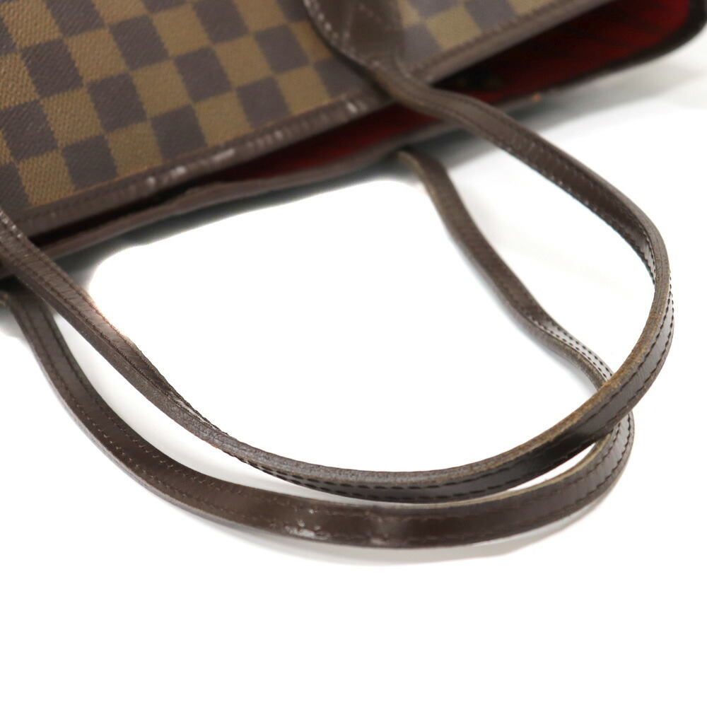 Louis Vuitton Neverfull Bag - Picture 7 of 9